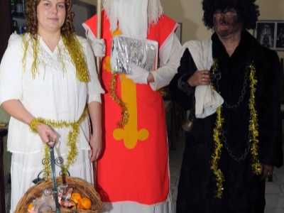 šikovný pan učitel a paní učitelky